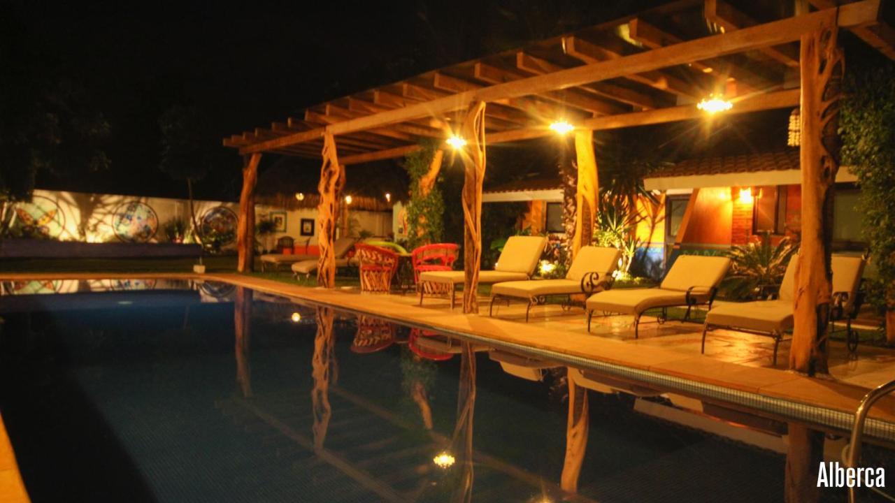 Hotel Boutique Casa Copal Ахихик Экстерьер фото