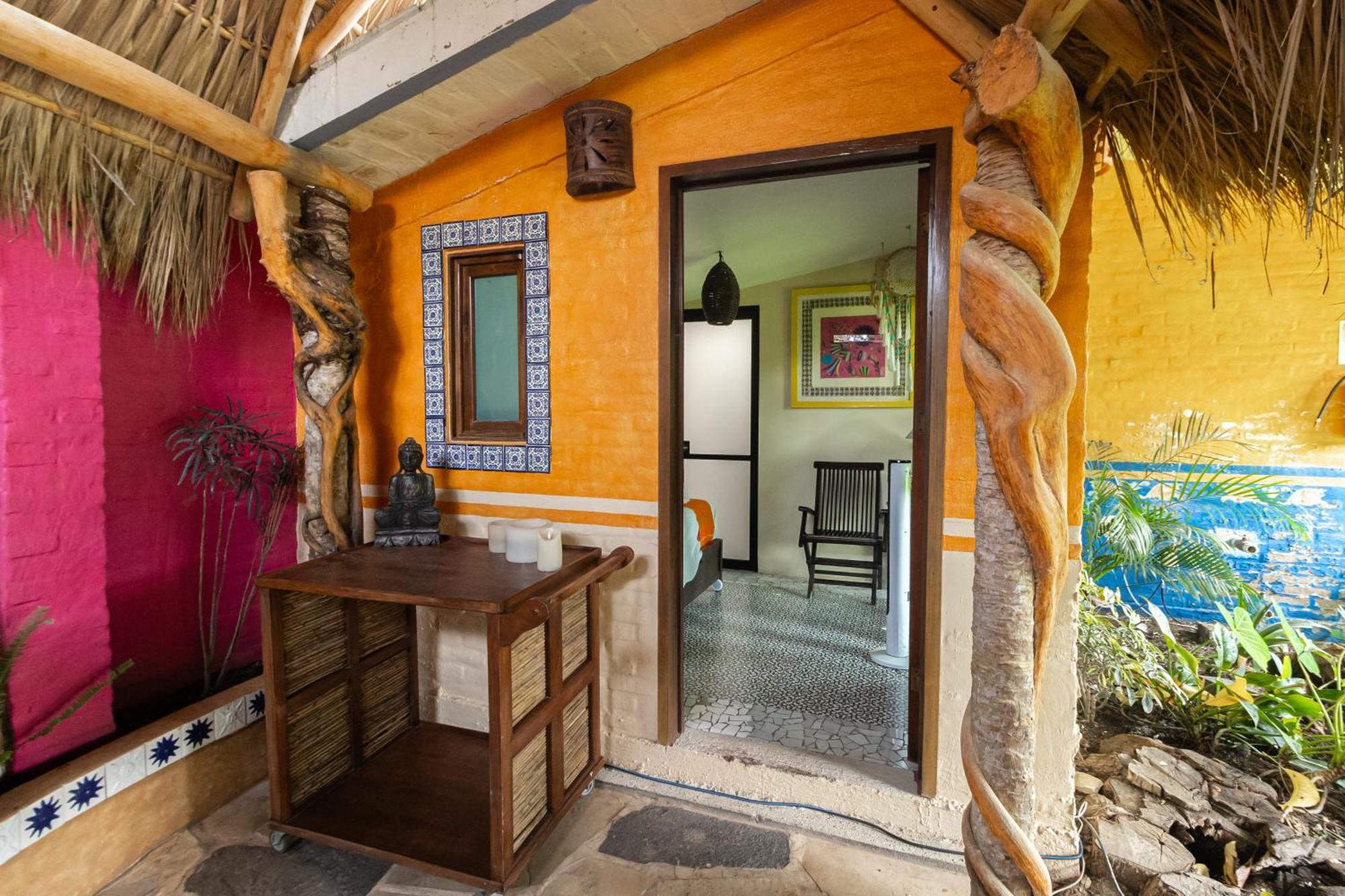 Hotel Boutique Casa Copal Ахихик Экстерьер фото