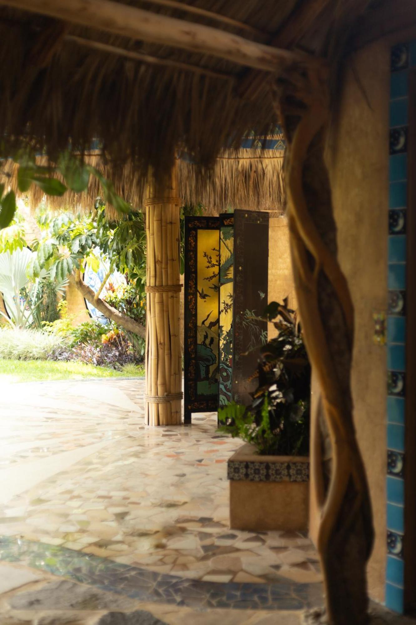 Hotel Boutique Casa Copal Ахихик Экстерьер фото